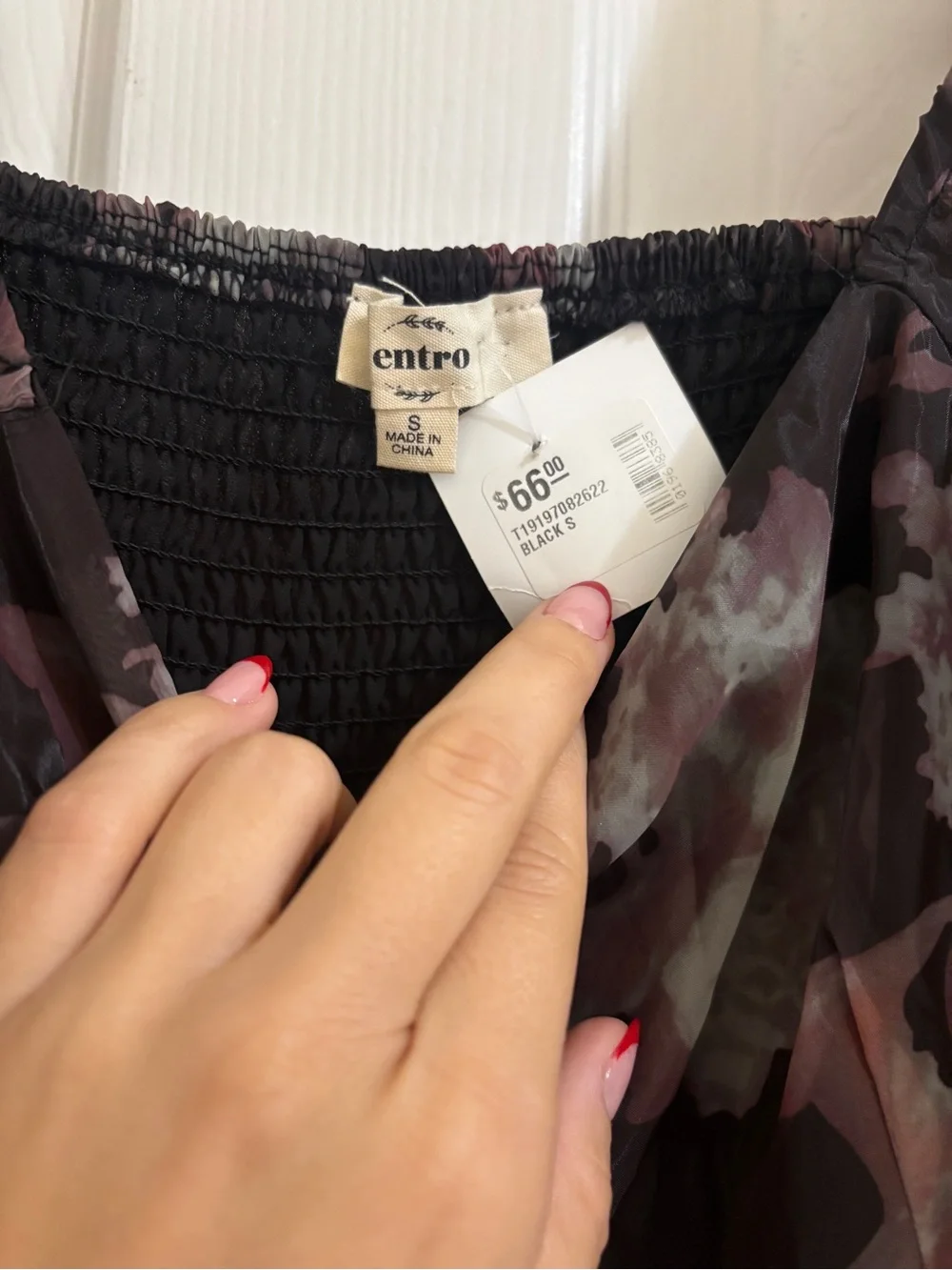 Entro Floral Puff-Sleeve Peplum Blouse in Mauve & Black
